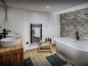 Bathroom - floor -2