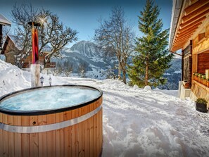 Hot tub