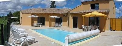Vue d'ensemble de la villa et de ses 4 unités