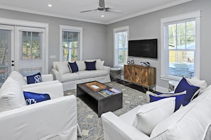 Blue Sol - Seagrove - First Floor - Living Area