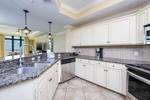Oasis 703-13