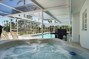 Hot tub for you to enjoy 