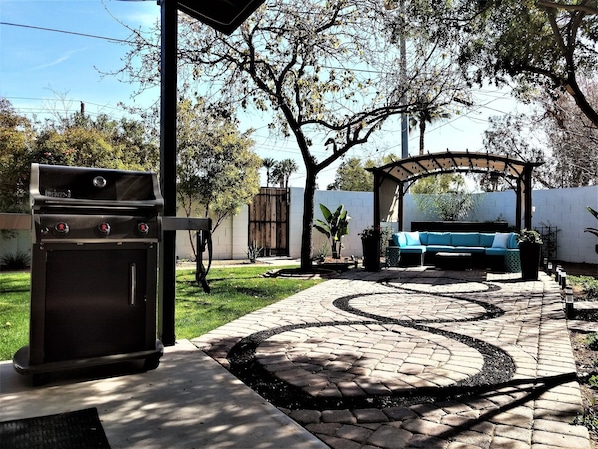 View of B-B-Que and Pergola w/ Seating for 6