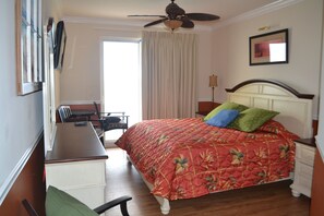 Master Bedroom with King Size Bed & Access to the Balcony