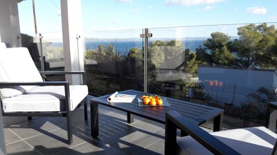 Vue du balcon-terrasse
Calme et soleil