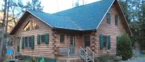 View of Cabin from Driveway