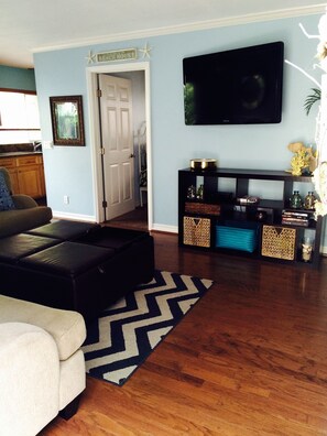 View of flat screen in family room. Clean & comfortable with great breeze.