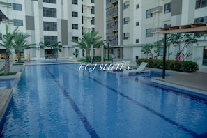 Utomhuspool