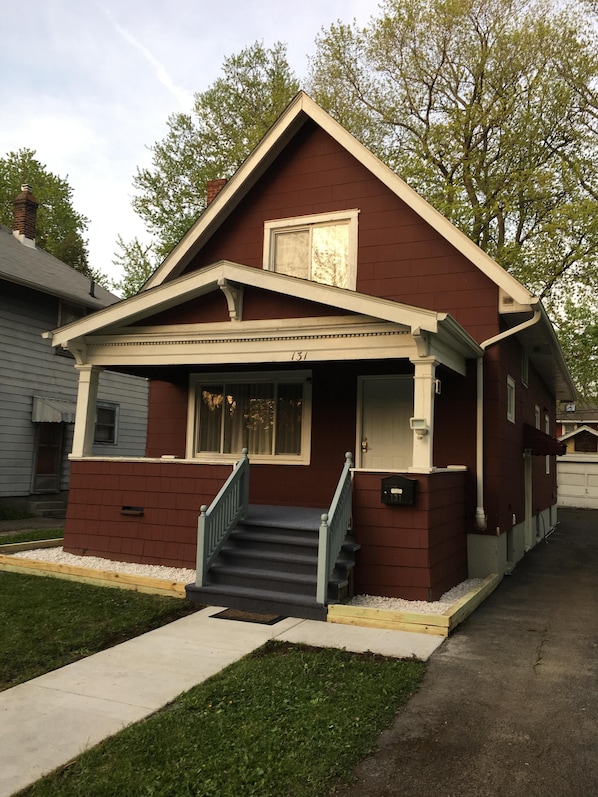 House (street view)