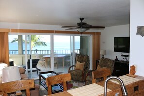 From the kicthen looking out the lanai. WiFi equipped and smart flat screen.