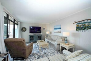 LIVING-AREA