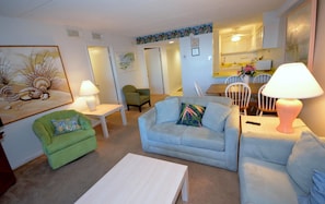 Atlantis 807 Living Room