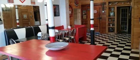 Huge 50's diner themed kitchen with ample room for seating 20+ guests!