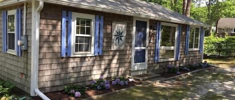 Compass Rose Cottage, The Quintessential Cape Cod Cottage