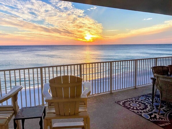 Amazing sunsets from the spacious balcony