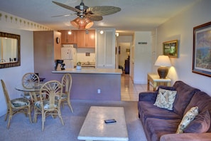 Bright living and dining area open to kitchen