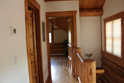 1 Bedroom Lodge Rental, Sleep 4, 2 Minutes From West Glacier