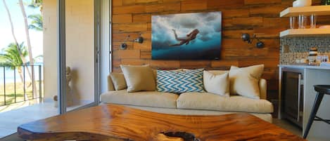 Incredible beach themed artwork and decor