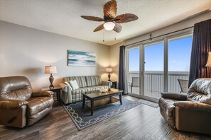 Floor Plan-Living Room-_KLH2204