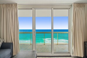 Living Area with Direct Beach and Gulf Views