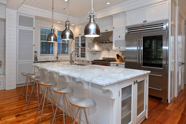 Pura Vida - WaterSound Beach - First Floor - Kitchen