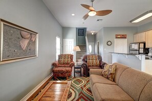Living room - Cozy living room perfect for relaxation