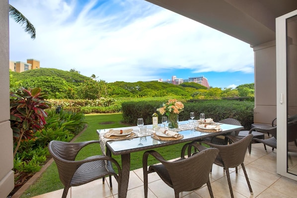 Outdoor dining