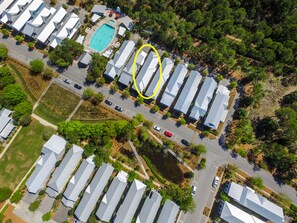 2 houses from the Dragonfly Pool