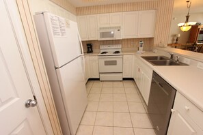 Another view of the kitchen and brand NEW dishwasher!