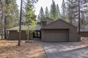Exterior Front View