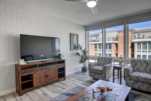 Indoor - Large windows allow a lot of natural light