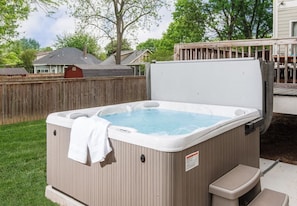 Bain à remous extérieur