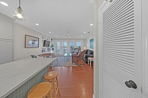 This unit has a lot of space. It's great for entertaining, and the views are amazing.