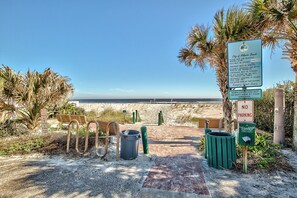 Entrance to the beautiful beach