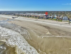 200 feet to beach