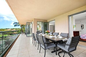 Light, breeze, and laid-back luxury HKK-334