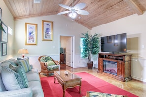 Indoor - Living Room with ceiling fan