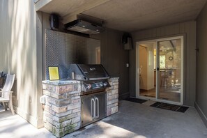 Built in Gas BBQ
