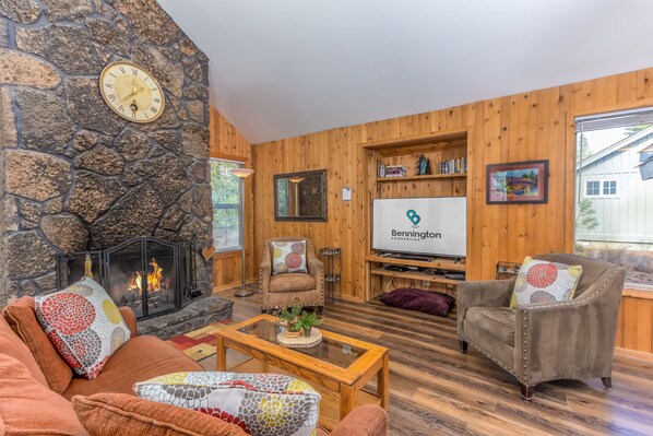 Living Room w/Wood Fireplace