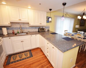 Sandpiper Dunes 113 Kitchen