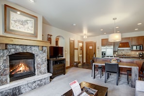 Fireplace, Indoors, Furniture, Living Room, Hearth