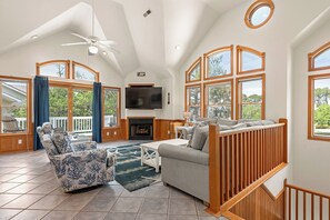 CL328: Irish Tides | Top Level Living Area - Fireplace Not Available For Guest Use