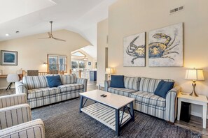 OSI05: Starfish Sands | Top Level Living Area