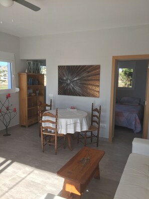 Dining area of open plan living room 
