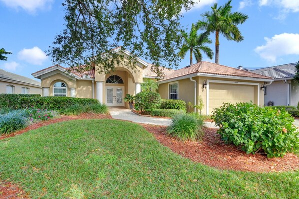 1538 Vintage Lane