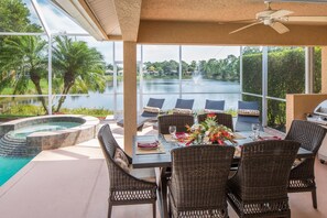 Pool side dining
