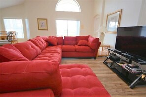 4-Bedroom-Orlando-Vacation-Rental-Home-Cumbrian-Lakes-Kissimmee-Florida