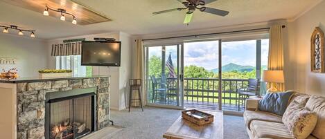 Banner Elk Vacation Rental | 3BR | 2.5BA | Stairs Required | 1,560 Sq Ft