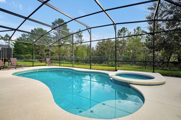 02_Large_Pool_Deck_1124