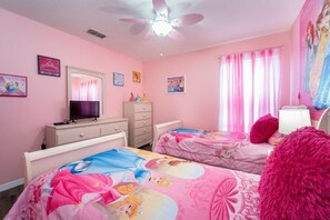 7-bedroom-Orlando-Disney-Vacation-Home-Cumbrian-Lakes-Kissimmee-Florida